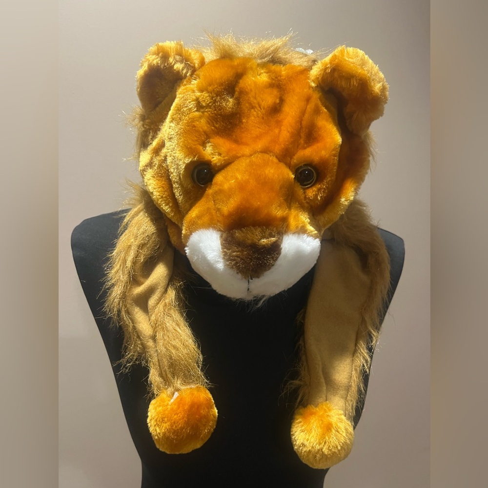 Emmelee for F.C. Plush Lion Hat - Golden Brown and White